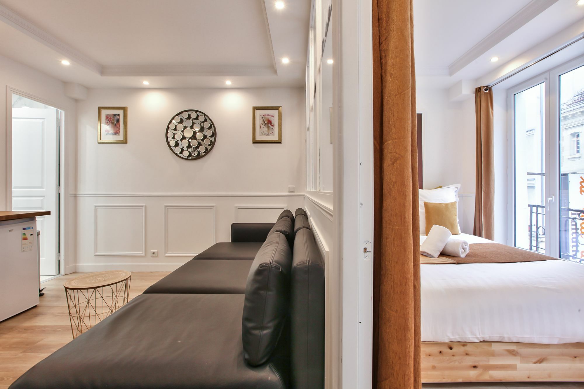 Appartement 65-french Cancan St Denis Paris